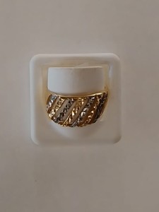 PIERŚCIONEK ZŁOTY PR.585 3,95 g ]