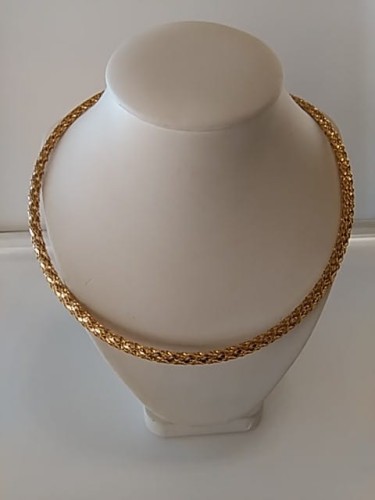 74d532e693eb581d2d402e543429f621