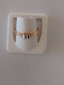 PIERŚCIONEK  ZŁOTY 585 2.02 g  ]