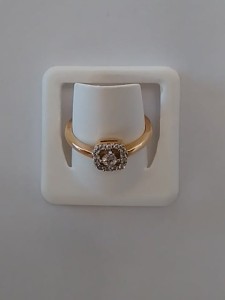 PIERŚCIONEK ZŁOTY 585 2,09 g ]