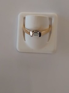 PIERŚCIONEK  ZŁOTY 585 2.98 g  ]