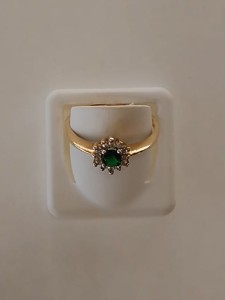 PIERŚCIONEK ZŁOTY 585 2,89 g  ]